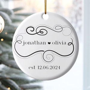 Gepersonaliseerde bruiloft ornament, echtgenoot vrouw helder glas ornament, aangepaste verloving vakantiecadeau, heer mevrouw keramisch ornament, bruid bruidegom cadeau