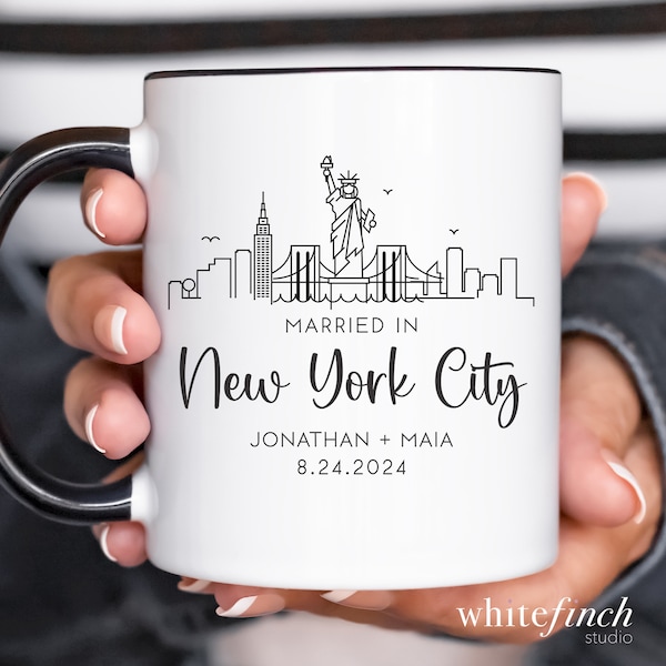 Personalized Married in New York City Mug, Wedding NYC Skyline Mug Set, Engagement Coffee Cup, Newlywed Couple Gift, NYC Wedding Mug Set