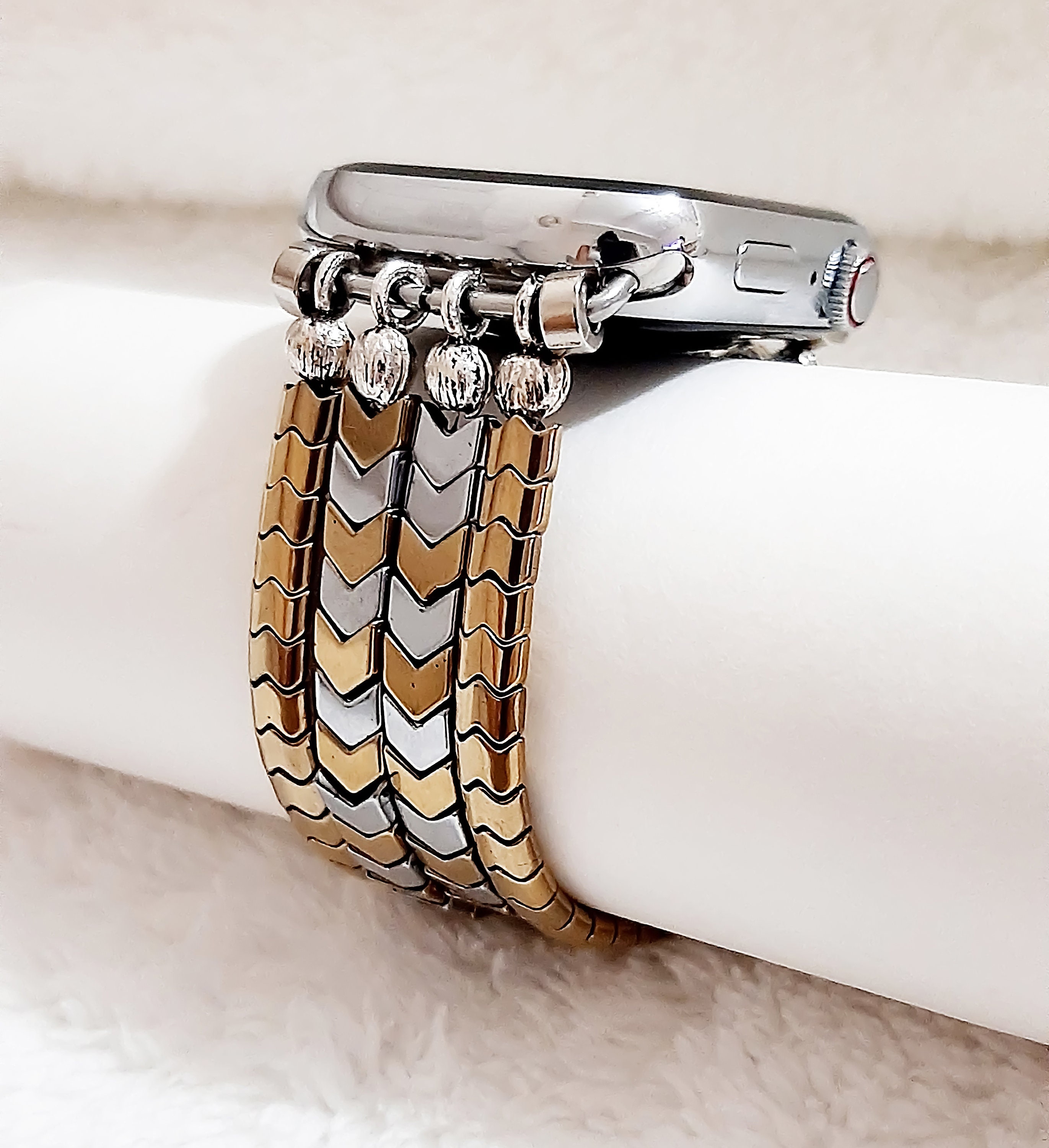 Upcycled Apple Smartwatch Watch Band – The Vintage Leopard