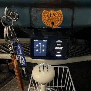 Under dash mount for Airlift 3P/3H handheld controller