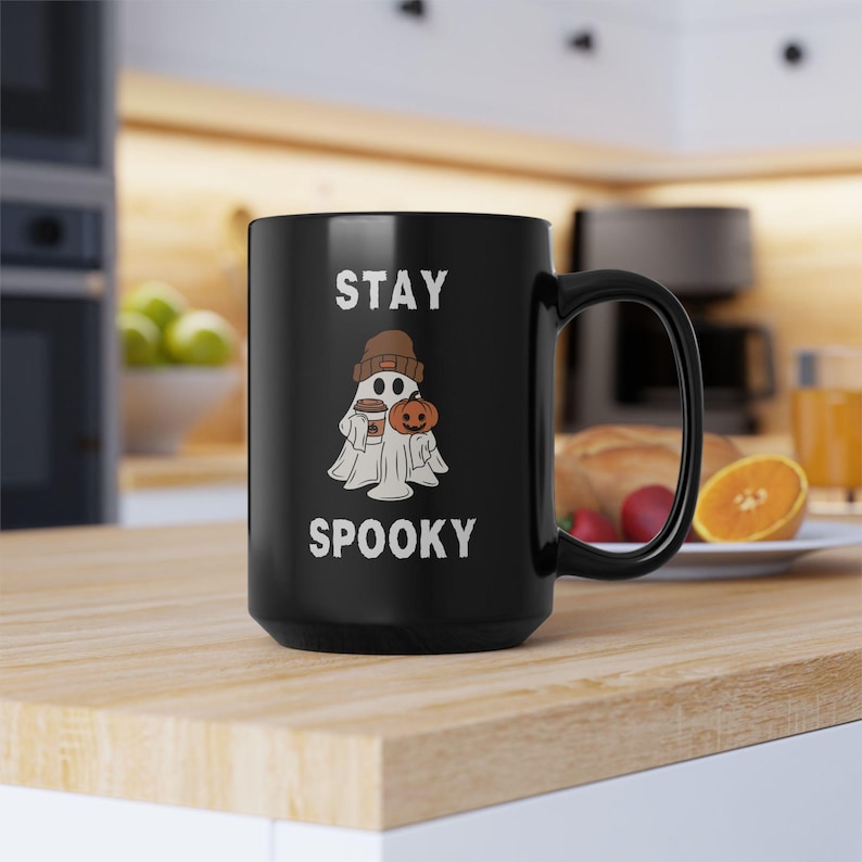 Stay Spooky™ Mug, Cute Ghost Coffee Mug, Ghost Holding Coffee Mug, Fall Mug, Halloween Mug, Jim Harold's Campfire imagem 4