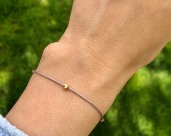 Minimalistische sieraden 14k massief goud Vriendschapsarmband, Kabbalah Armband, Beschermingskoord, Delicate koordarmband, perfect cadeau voor haar