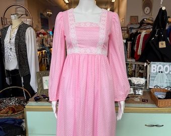1970s Pink Polka Dot Prairie Dress