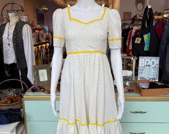 1970s Handmade Yellow Floral Prairie Dress