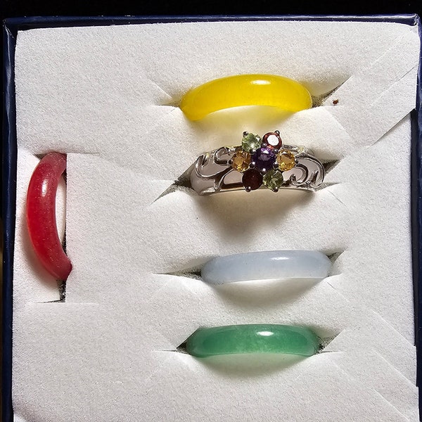 Flower Ring with Interchangeable Color Bands