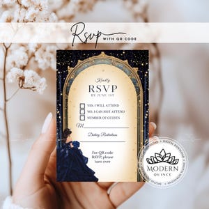 Peut inclure: Une carte RSVP rectangulaire avec un fond bleu nuit étoilé et un cadre doré en forme d'arche. Le texte indique RSVP BY JUNE 1ST, avec des cases à cocher, une ligne pour les noms, les restrictions alimentaires et une instruction au verso.