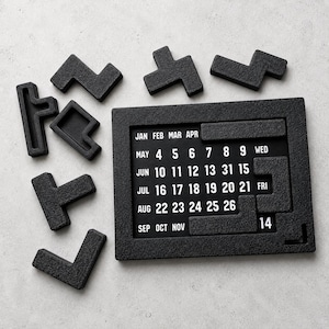Kalenderpuzzel van PuzzleguyStore - 7 jaar dagelijkse kalenderpuzzel voor volwassenen - 3D-geprinte spellen en puzzels cadeau voor hem - inpakpuzzel Full Black