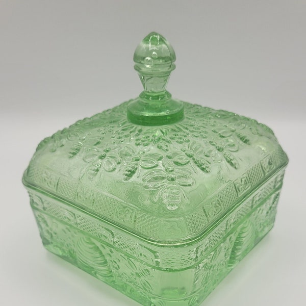 Vintage MCM Tiara Indiana Glass Green Depression Glass Honey Bee Square Covered Candy Dish Lid