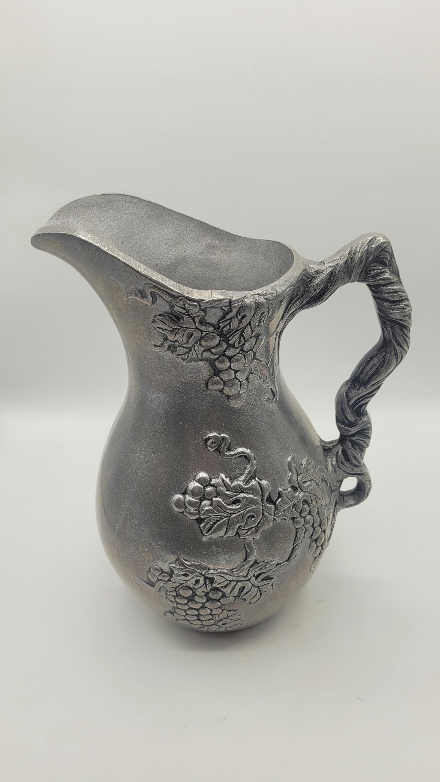 Carson Statesmetal Pewter Grape and Vine Pitcher Heavy Relief