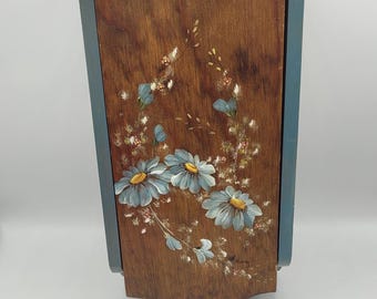 Vintage wandmontage houten handgeschilderde receptendoos blauwe bloemen Cottage Core