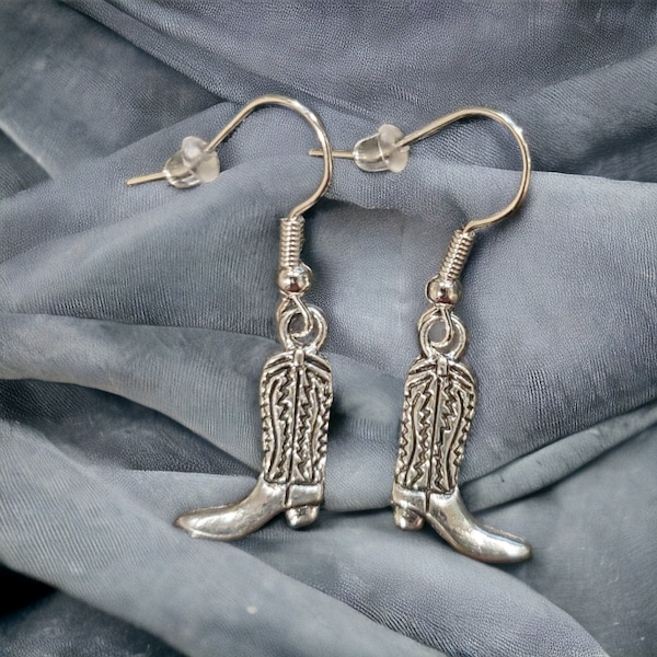 Handmade Western Boots Earrings Cute Dangle Ear-rings Gift for Country Music Lovers Silver French Wire ear rings giftsfor women Birthdaygift