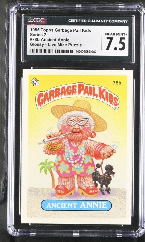 昭和レトロ　1985年　On The　Grass　キャットボール2体 1985 Garbage Pail Kids Series 2 Ancient Annie CGC 7.5 Near Mint+