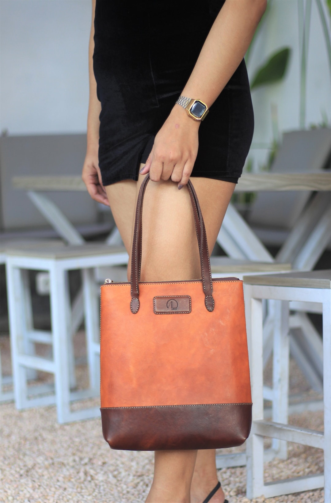 Zig Zag Print Pattern Leather Tote Bag main image 1