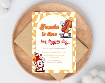 Convite de aniversário retrô amarelo com tema de cachorro, "Que Cachorro-Quente!", Modelo divertido para festa de cachorro para crianças, Festa de Cachorro-Quente, Convite com tema de ketchup e mostarda, Amante de animais de estimação