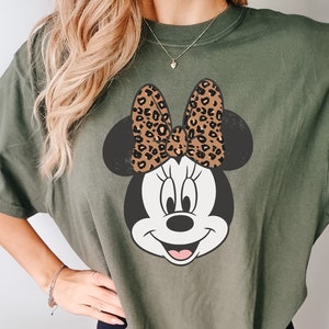 Animal Kingdom Minnie Safari Comfort colors leopard Shirt, Disney Minnie Safari Mode, Couple Shirt, Disney Safari Couple Shirts, Disney gift