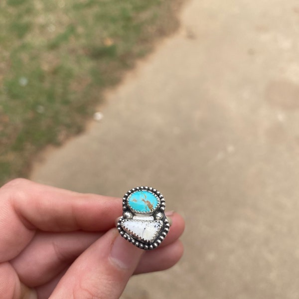 Kingman turquoise and white buffalo ring