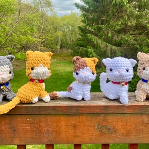 Handmade Crochet Cat Plush: Soft Amigurumi Kitty - Customizable