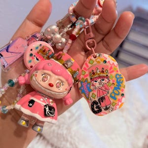 GD, llavero de personaje de dibujos animados G-dragon, mini cadena de muñeca kpop, labubu, G-dragon power power, muñeca linda única para llavero y regalo de merchandising para VIP