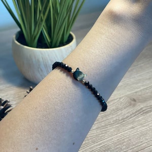 Cat Bracelet, Moonstone Cat Bracelet, Spinel Beaded Bracelet, Shell Cat Bracelet, Black, White Cat Bracelet,Crystal Gemstone Cat Bracelet