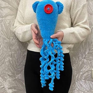 Crocheted Coraline Inspired Squid Plush – Handmade Soft Toy with Button Eye – Creepy Cute Gift for Fans of Coraline Movie & Stop Motion