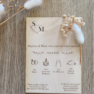 Wooden and dried flower wedding invitation. Rustic wedding invitation