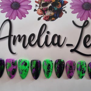 Beetlejuice Inspired Press On Nails