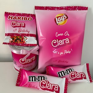 BARBIE Pack Anniversaire personnalisé : paquet de chips, chocolat, cupcake, bonbon, jus de fruits
