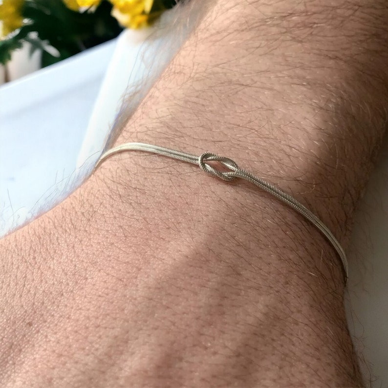 Roestvrij staal goud, zilveren bedelarmband, minimalistische eenvoudige unisex armband, handgemaakte geometrische knooparmband, schattige verstelbare armband Silver
