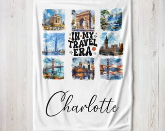 Manta de viaje personalizada, nombre personalizado, regalo para amantes del mundo de mi época para hija, esposa y mamá, manta polar suave y acogedora para viajes y aventuras.