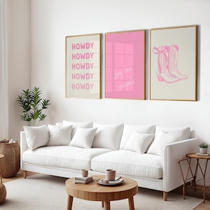 Conjunto de pared de galería del oeste, póster rosa, arte de vaquera vintage, arte del lejano oeste, arte de pared rosa, regalo para ella, impresión de "Howdy", impresiones retro de vaquera