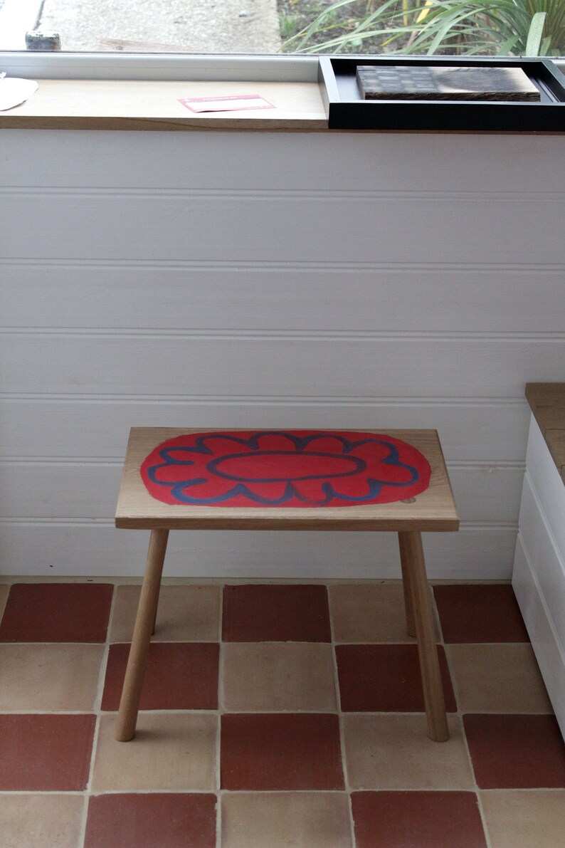 Solid Oak Stall with flower design image 1