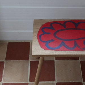 Solid Oak Stall with flower design image 2