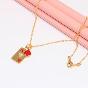 Collier de poker en or brillant 24 carats CZ, collier rouge de cartes de poker, collier à breloques, collier de cartes de poker as, amateur de poker, collier en plaqué or, PNK14