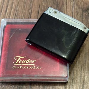 Vintage Pocket Lighter | Collectible Metal Flip-Top Accessory