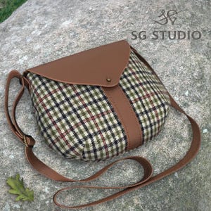Sac à bandoulière, sac à bandoulière en tweed et cuir, cadeau personnalisé, sac messager parfait pour les femmes et les femmes, cadeau pour elle, sacoche personnalisée