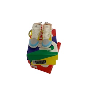 Mini Sneaker Keychain*Sneaker Party Favor*sneakerhead gift*3D Mini Shoe keychain*mini Shoe keychain*AJ1 keychain*3D mini Sneaker keychain