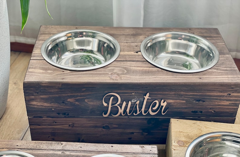 Rustic Dog Bowl, Custom Dog Bowl Stand, Reclaimed Pallet Wood, Personalized Pet Feeding Station, Unique Pet Lover Gift Medium