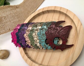 Soporte de esfera con forma de mariposa floral / Grabado con láser