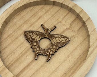 Soporte de esfera de mariposa / Grabado láser