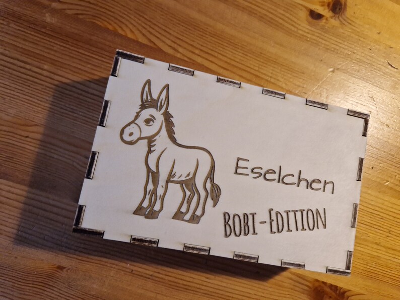 Eselchen, das Eselspiel mit 121 Spielsteinen in schicker Holzbox Nur Text