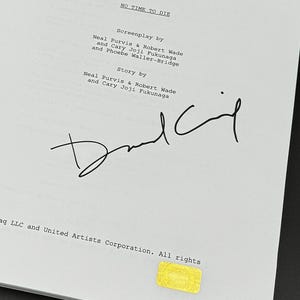 Le scénario « Mourir sans délai » signé Daniel Craig • Script 007 authentique (COA)
