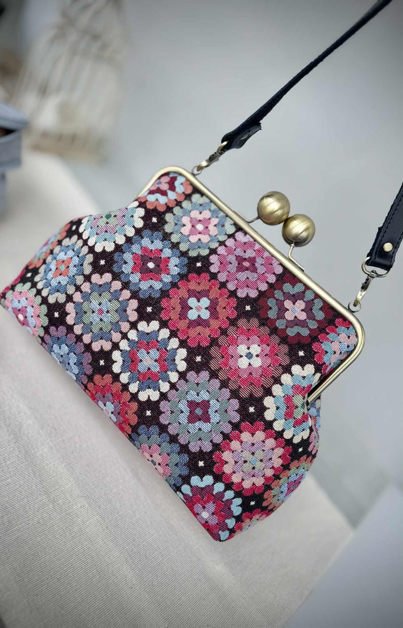 Clutch Bag PDF Sewing Pattern: 25cm Metal Frame Purse Tutorial (Instant Download image 10