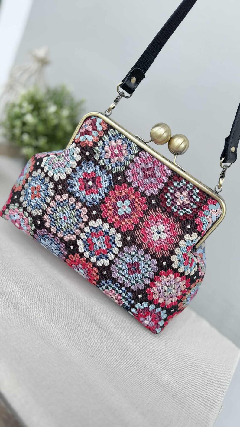 Clutch Bag PDF Sewing Pattern: 25cm Metal Frame Purse Tutorial (Instant Download image 6