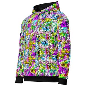 Puede incluir: Una sudadera con capucha colorida con un patrón abstracto vibrante en tonos de morado, verde, amarillo y azul. La sudadera con capucha presenta un forro de capucha, puños y dobladillo negros. El diseño es un mosaico de formas y colores.