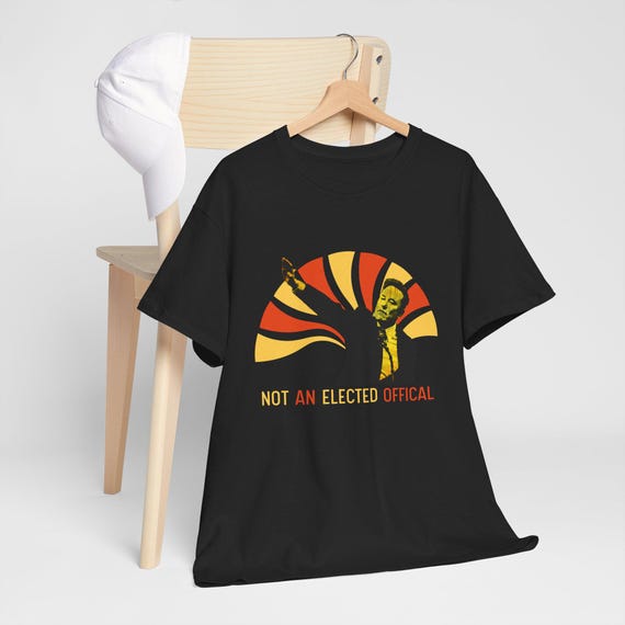 イーロン・マスク ナチス式敬礼 Tシャツ | 選出された公式Tシャツでは