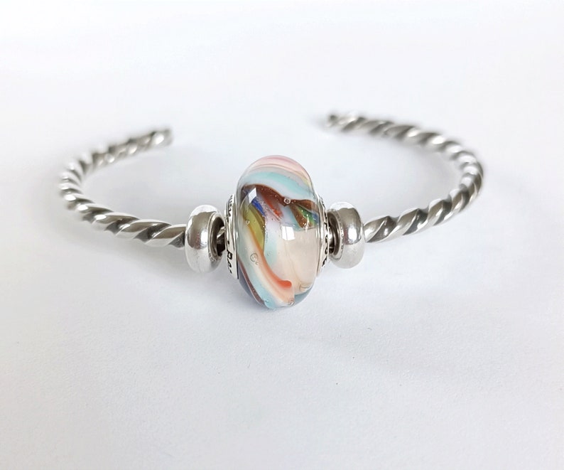 Perle Arc-en-ciel artisanale blanche, bleu, rose clair, rouge, vert, jaune et doré en verre filé pour bracelet type Pandora image 4