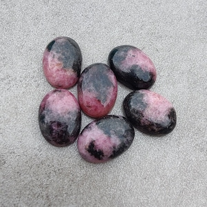 AAA+ Quality Natural Rhodonite Oval Shape Cabochon Flat Back Calibrated Wholesale Gemstones, All Sizes Available