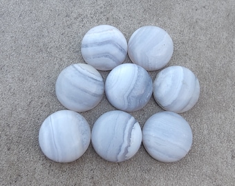 AAA + dentelle bleue naturelle de qualité agate forme ronde cabochon dos plat calibrées en gros pierres précieuses, toutes les tailles disponibles