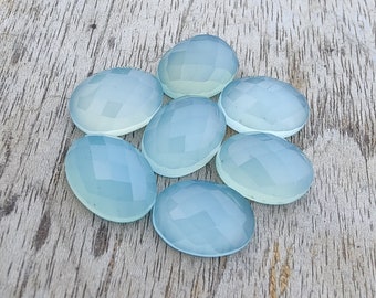 AAA+ Qualität, natürlicher Aqua-Chalcedon, ovale Form, Karoschliff, flache Rückseite, kalibriert, Großhandelsedelsteine, alle Größen erhältlich