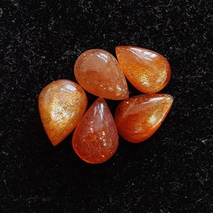 Pierre de soleil naturelle de qualité AAA forme de larme Cabochon à dos plat en forme de poire calibrée, pierres précieuses en gros, toutes les tailles disponibles image 3